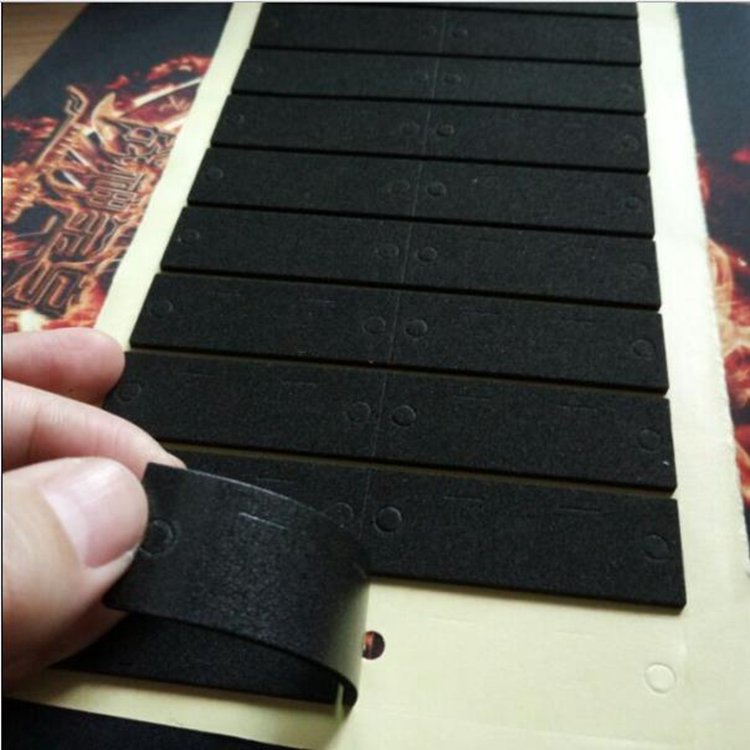 EVA胶垫与泡棉 电子产品中的精密遮光与缓冲解决方案